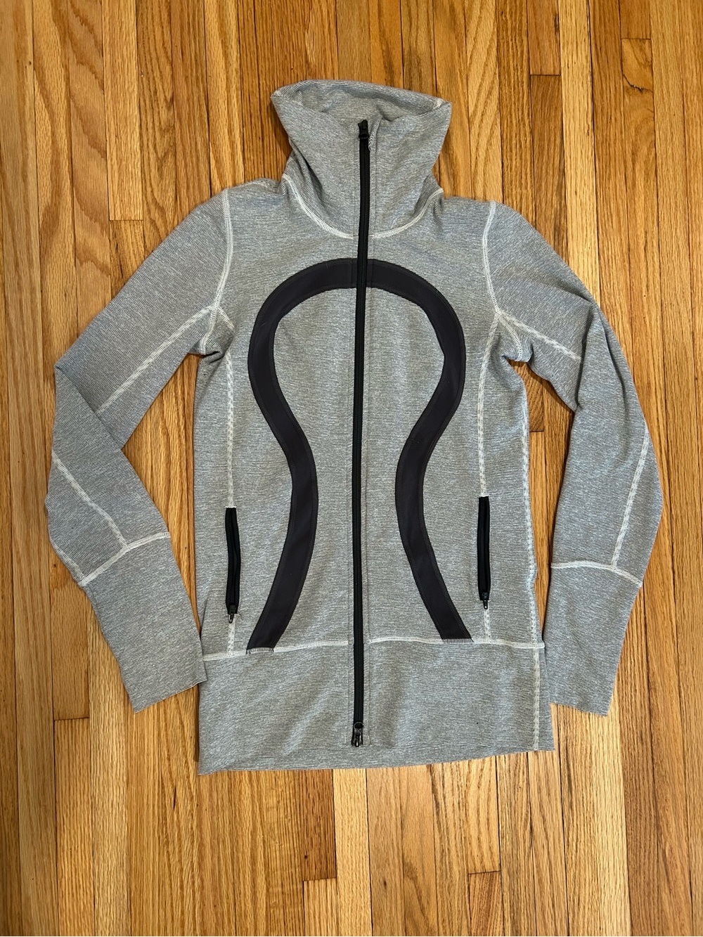 lululemon In Stride Gray Full-Zip Jacket
